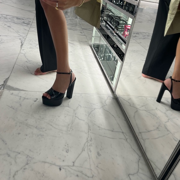 Saint Laurent black patent platform size 7. Worn once for an hour. - Picture 2 of 8